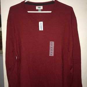 Men's v-neck sweater